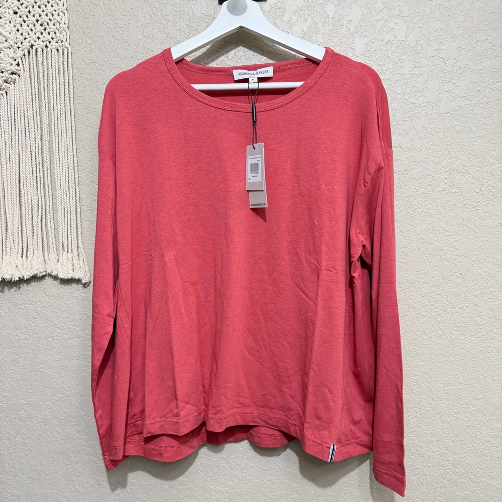 NWT Roamers & Seekers women sz XL long-sleeve crop tee shirt